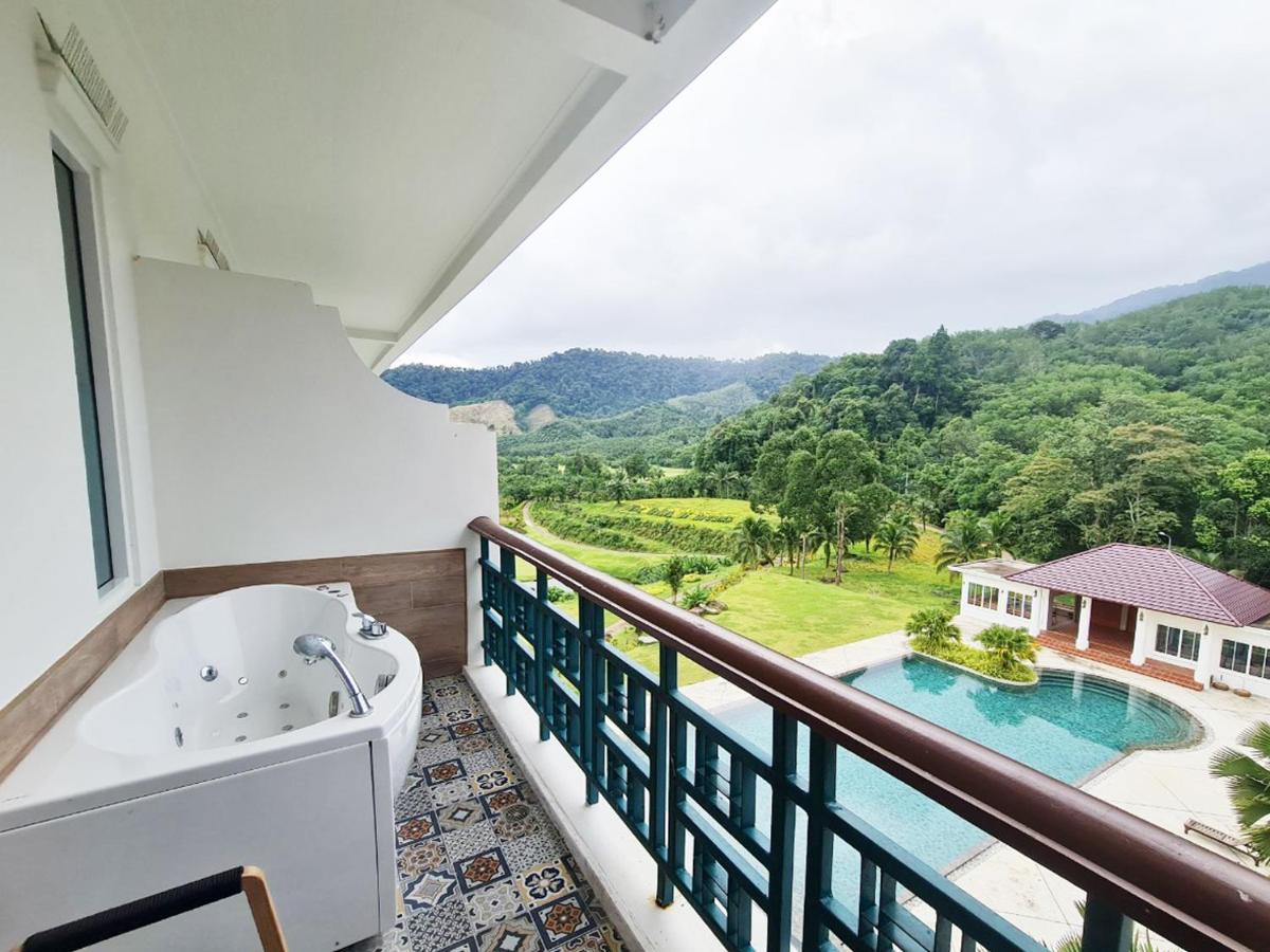 Katathong Golf Resort & Spa Phang Nga Exteriér fotografie